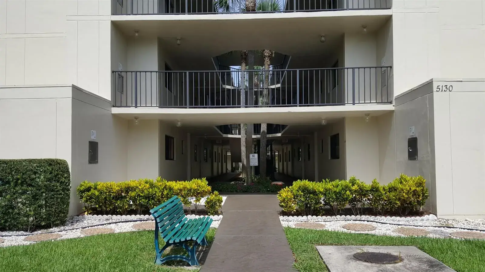 5130 Las Verdes Circle # 301, Delray Beach FL 33484