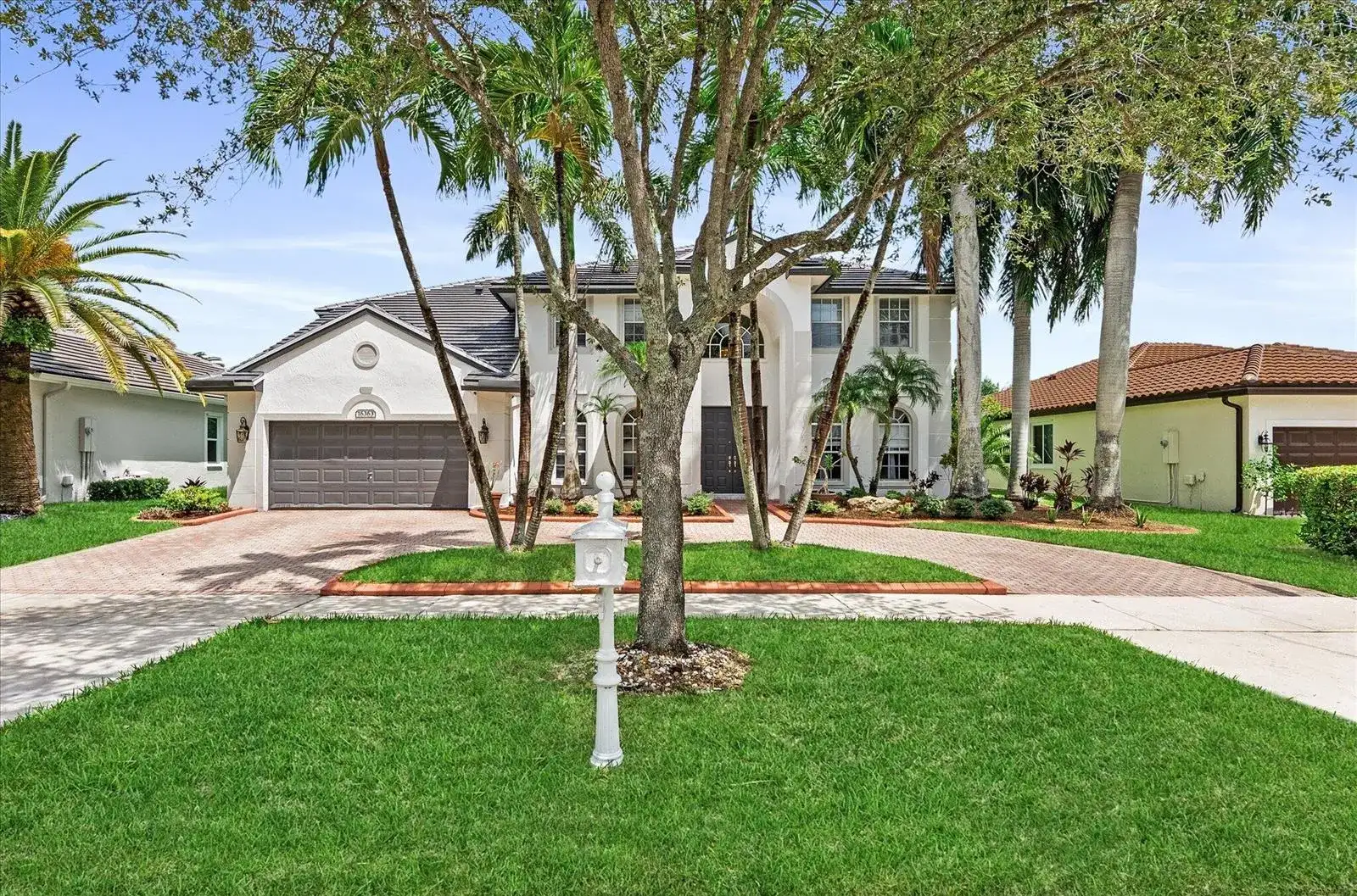16363 SEGOVIA Circle S, Pembroke Pines FL 33331 photo 4