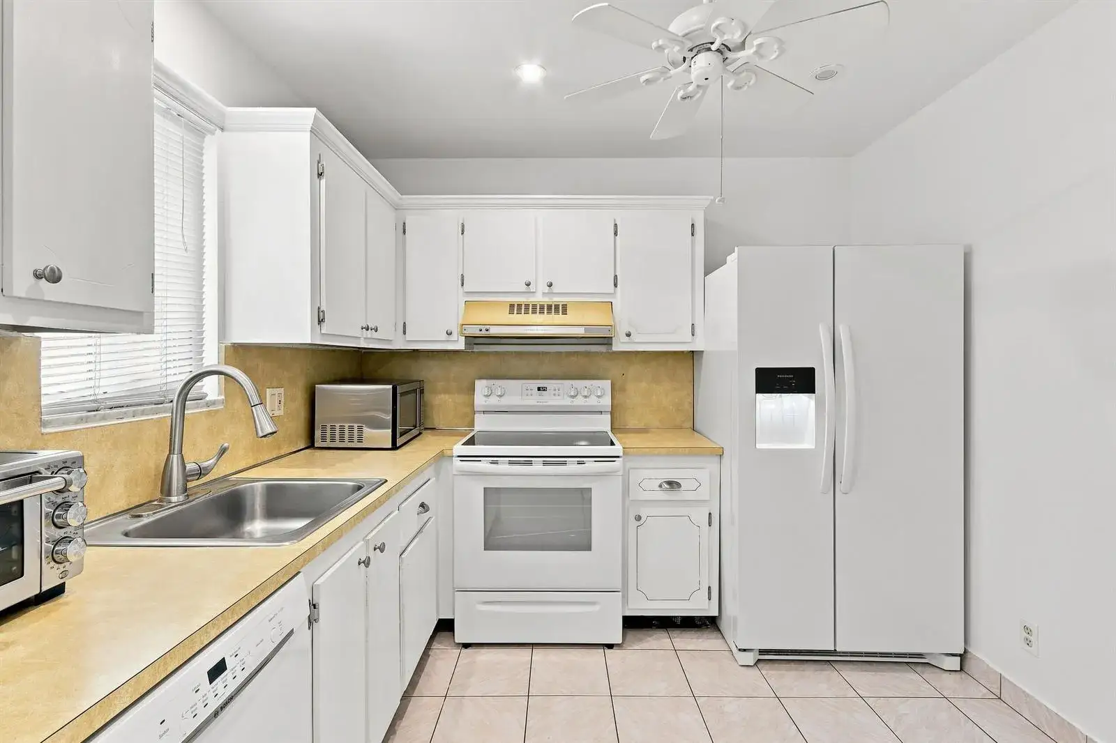 2538 Boundbrook Drive S # 137, West Palm Beach FL 33406