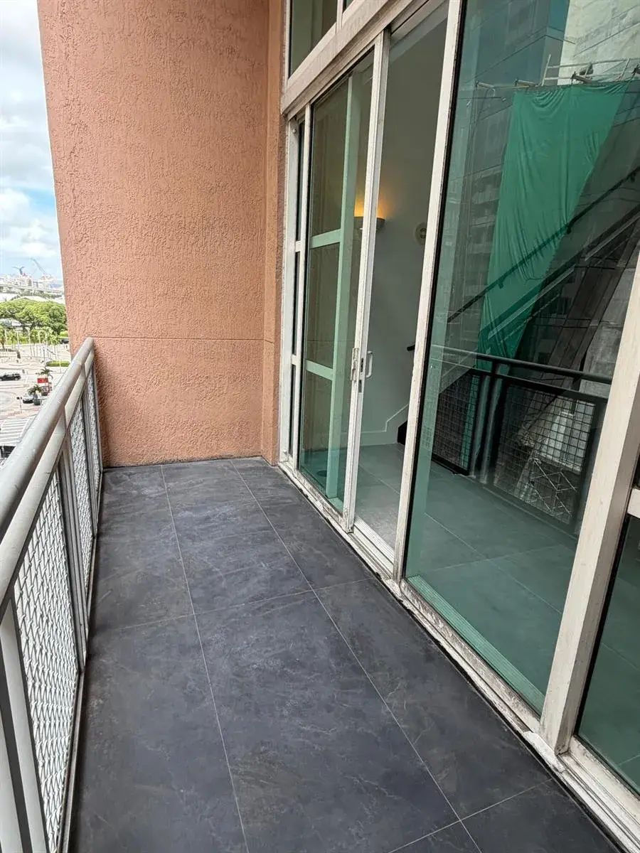 244 BISCAYNE Boulevard # 645, Miami FL 33132