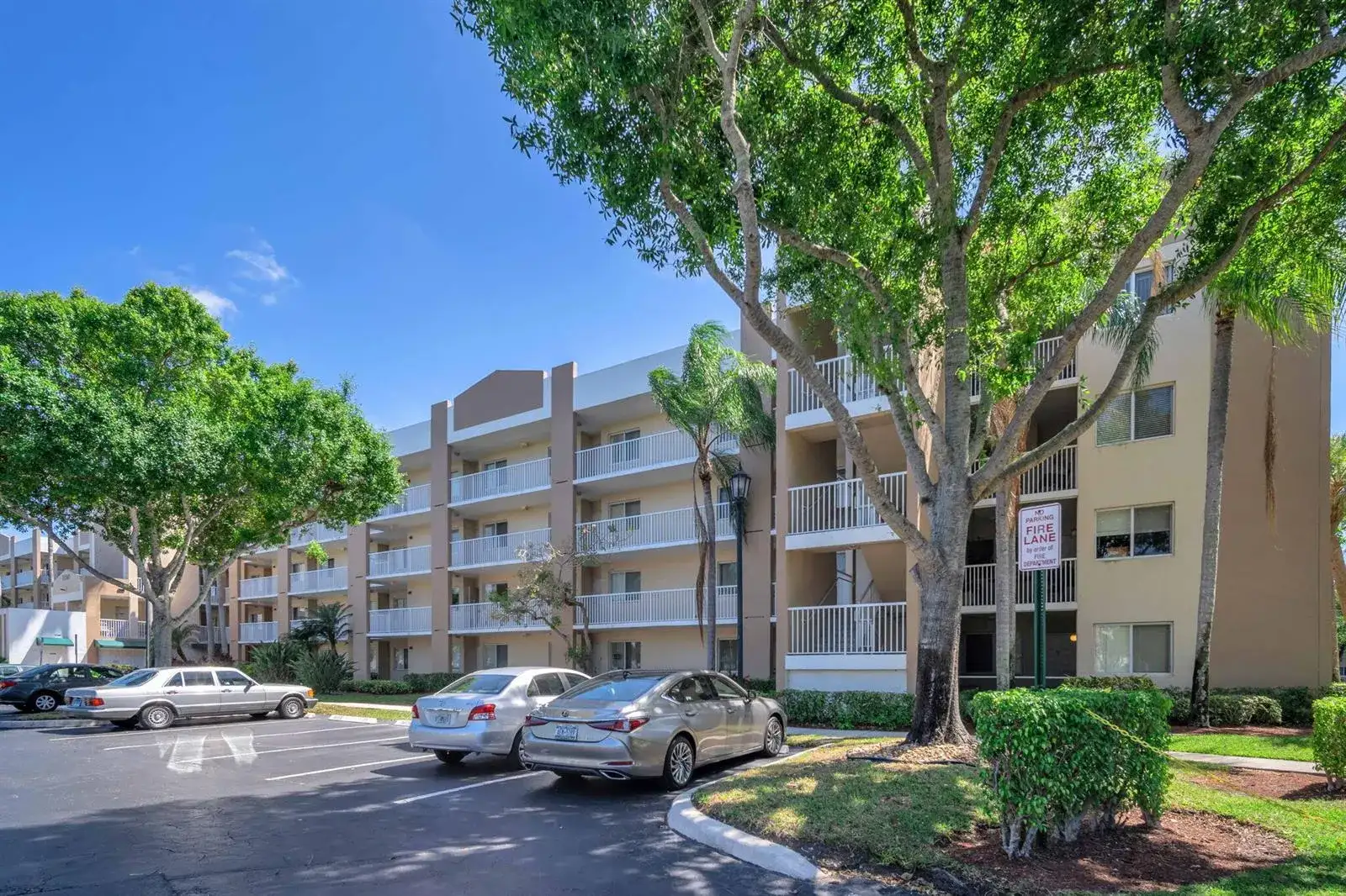 9560 Weldon Circle # J210, Tamarac FL 33321 photo 2