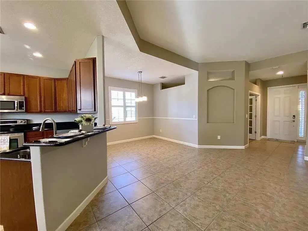 2753 W Brookfield Way, Vero Beach FL 32966 photo 3