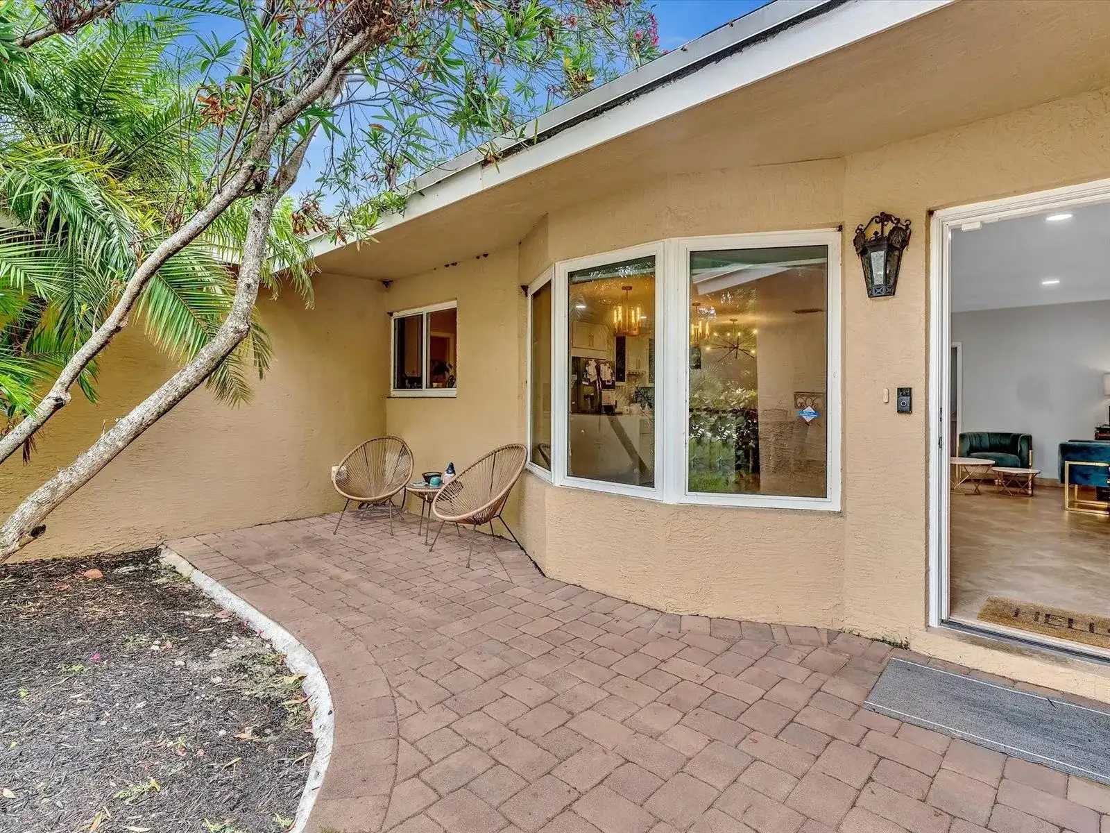 905 SE 13TH Court, Deerfield Beach FL 33441 photo 4