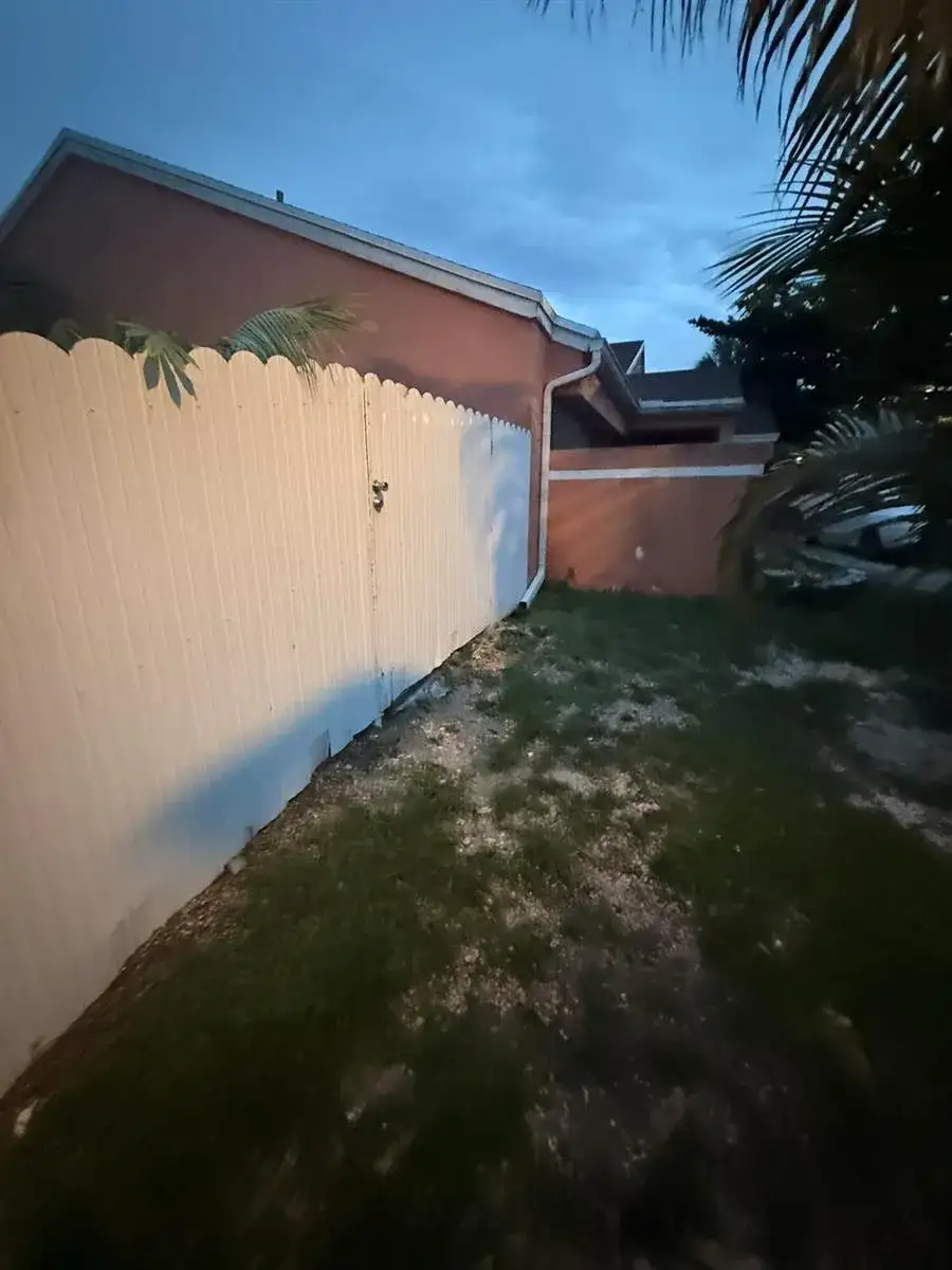 5170 NW 73RD Way, Lauderhill FL 33319 photo 2