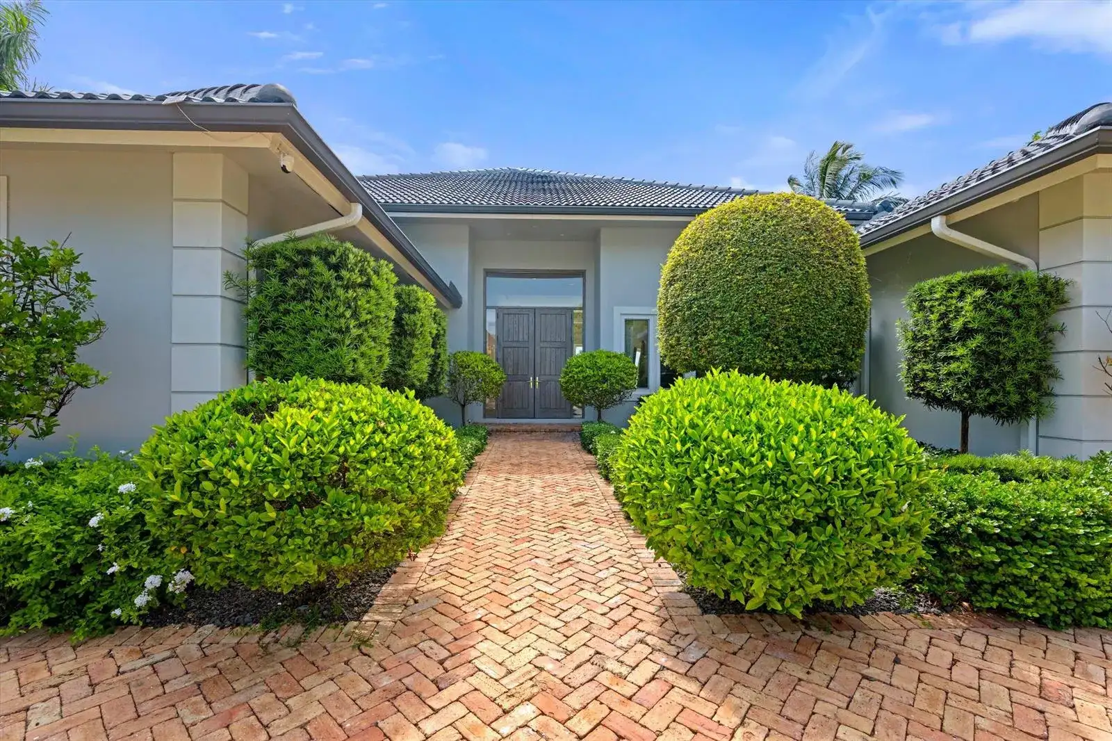 2440 Golf Brook Drive, Wellington FL 33414 photo 4
