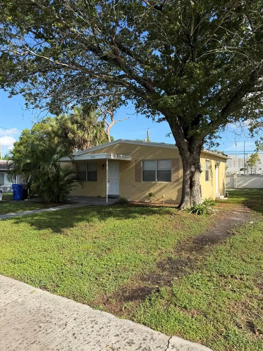 2501 SW 3RD Street, Fort Lauderdale FL 33312