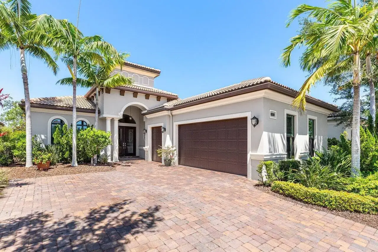 183 Calmo Circle, Port St. Lucie FL 34984 photo 3