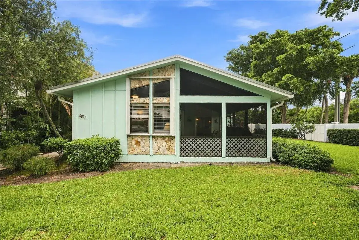 4150 NE Breakwater Drive, Jensen Beach FL 34957 photo 2