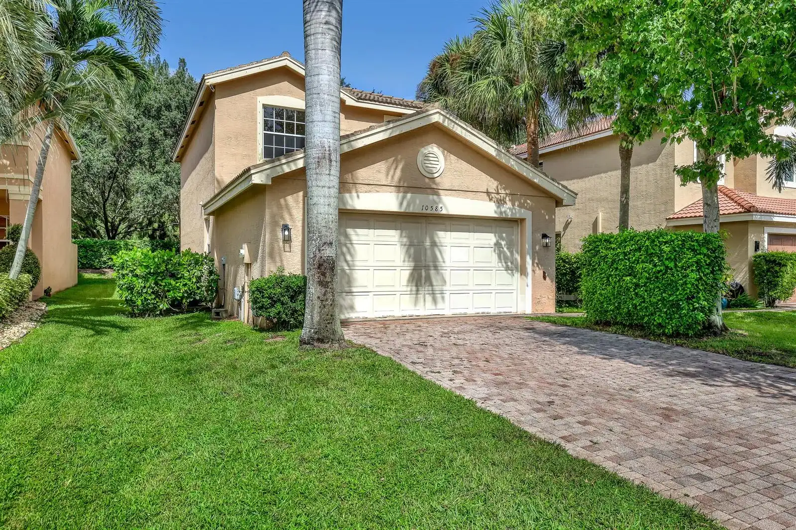 10585 COCOBOLO Way, Boynton Beach FL 33437