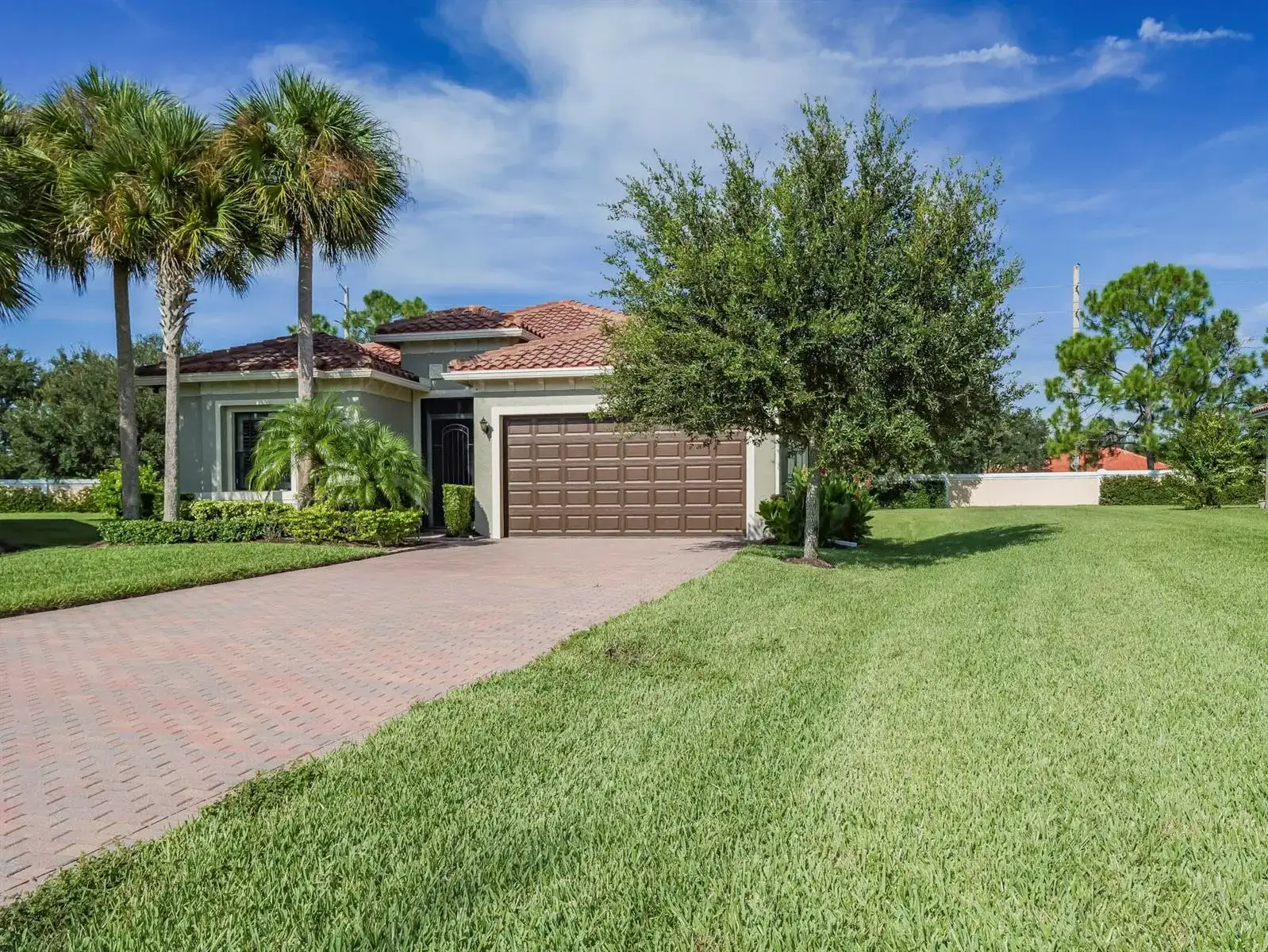 5527 57TH Way, Vero Beach FL 32967 photo 2