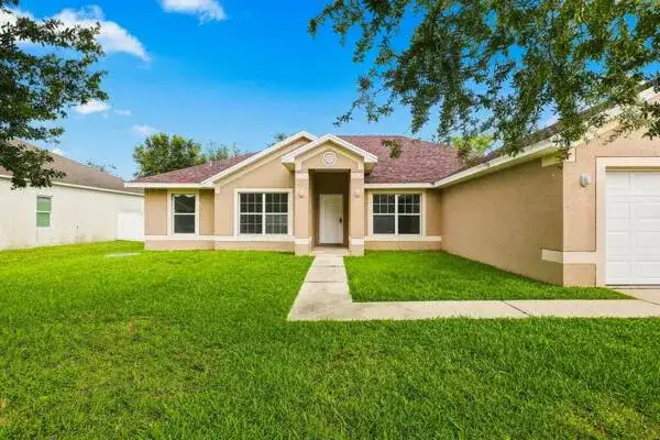 1982 SW DIAMOND Street, Port St. Lucie FL 34953 photo 2
