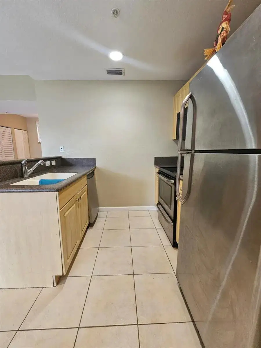 1927 MARSH HARBOR Drive, Riviera Beach FL 33404 photo 5