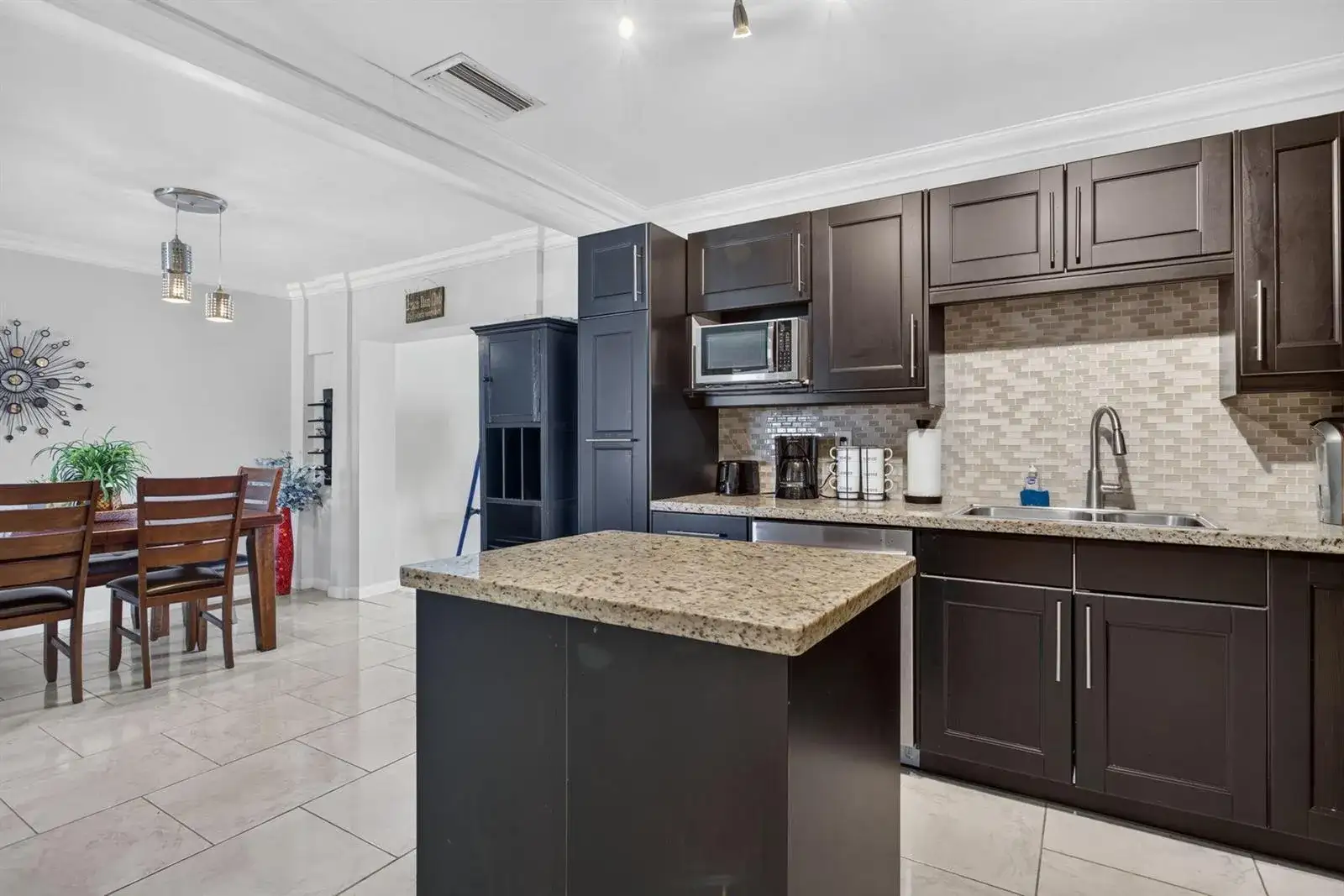 1520 NE 34TH Court, Pompano Beach FL 33064 photo 4