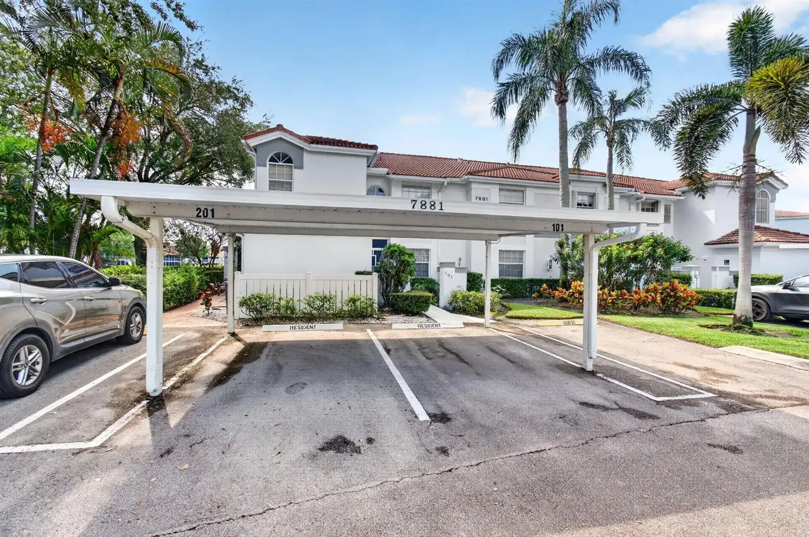 7881 WHISPERING PALMS Drive # 101, Boynton Beach FL 33437