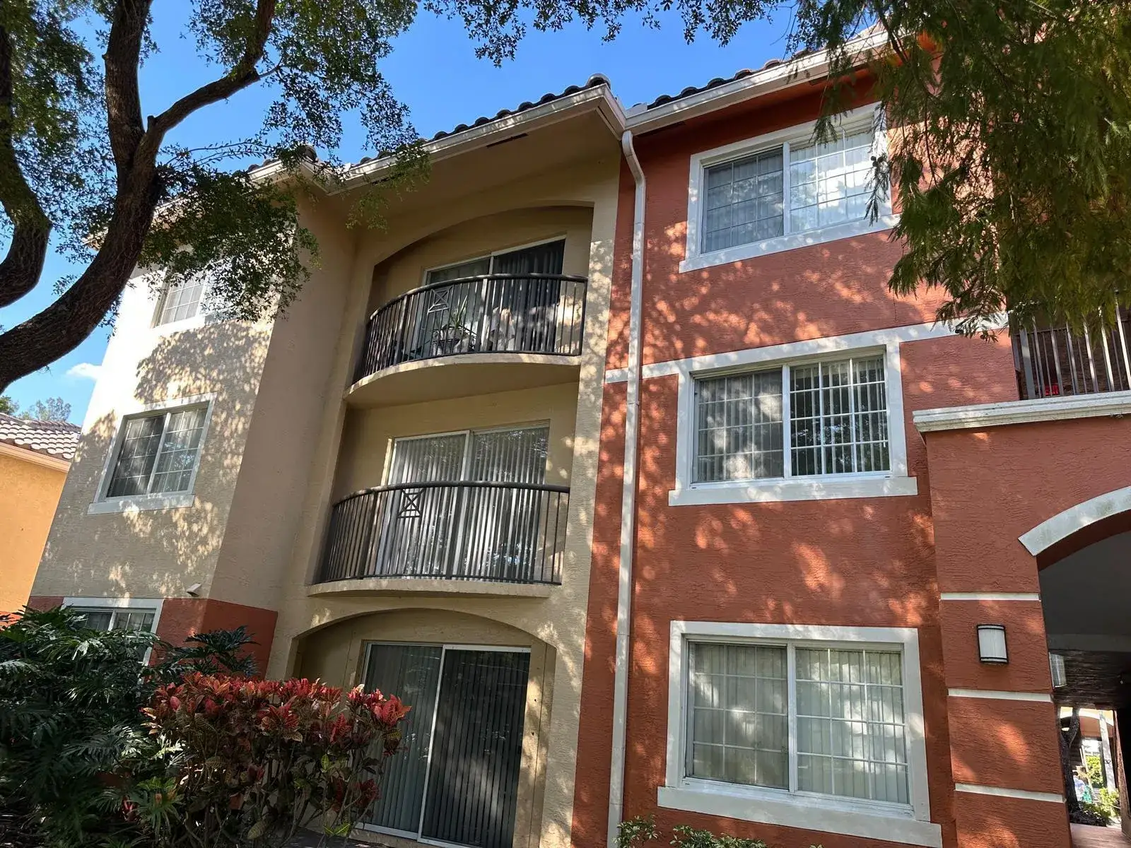 4179 N HAVERHILL Road # 609, West Palm Beach FL 33417