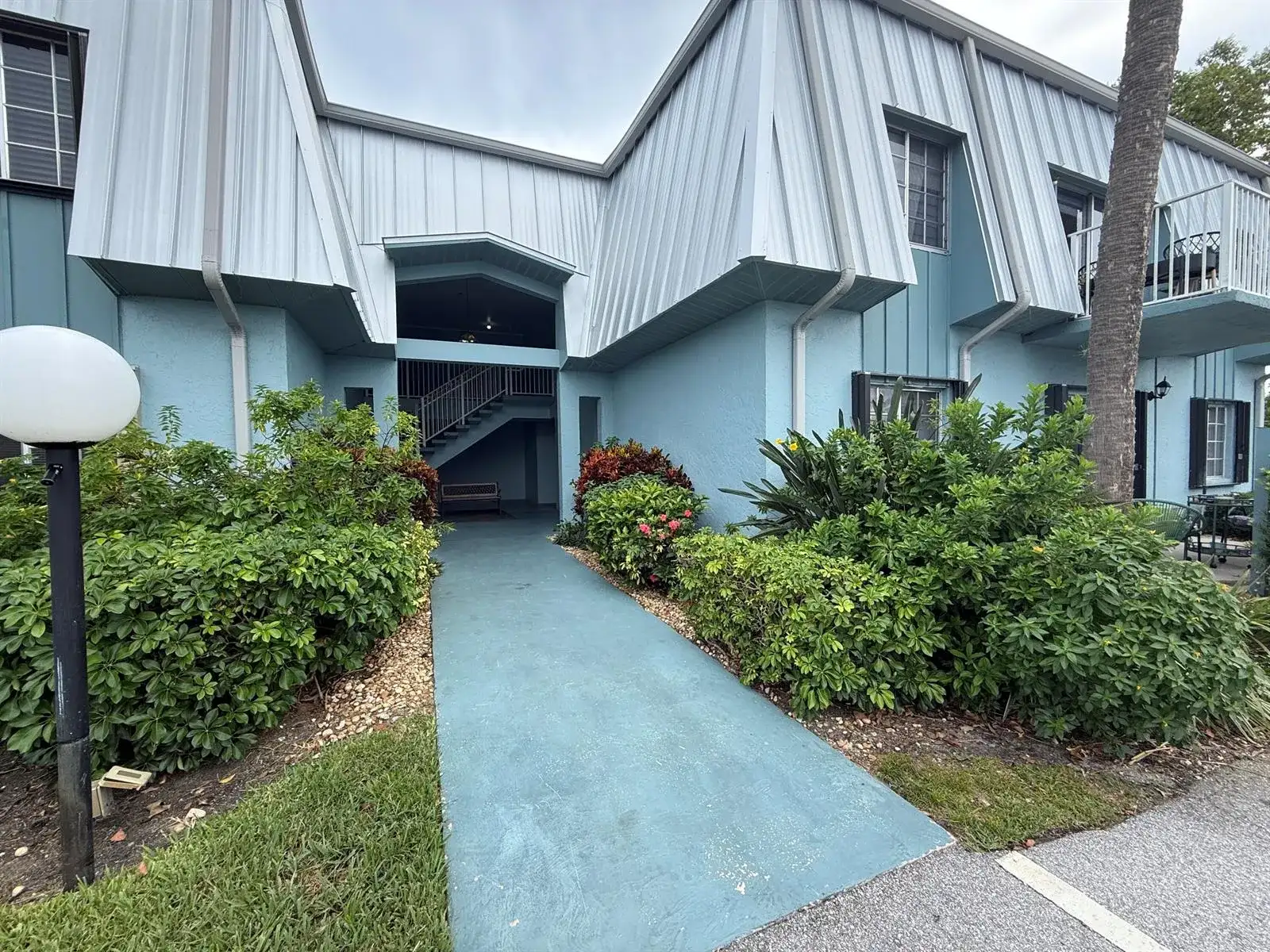 950 S KANNER Highway # E1, Stuart FL 34994 photo 2