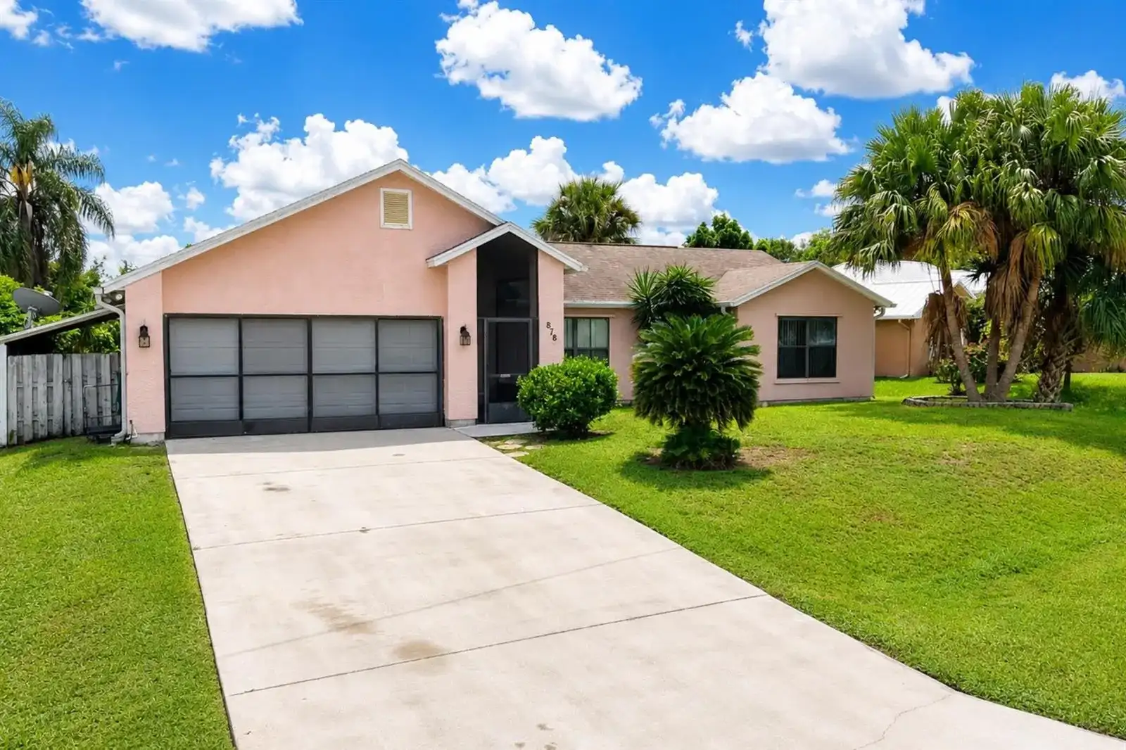 878 SW McComb Avenue, Port St. Lucie FL 34953
