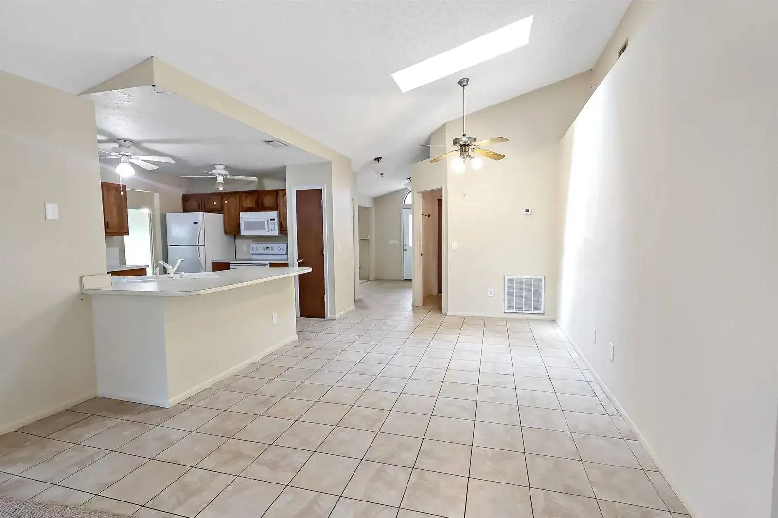 878 SW McComb Avenue, Port St. Lucie FL 34953 photo 5