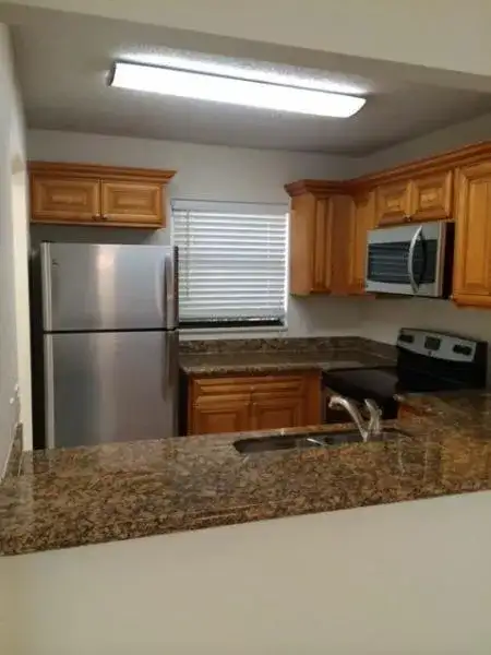 1445 LAKE CRYSTAL Drive # H, West Palm Beach FL 33411 photo 4