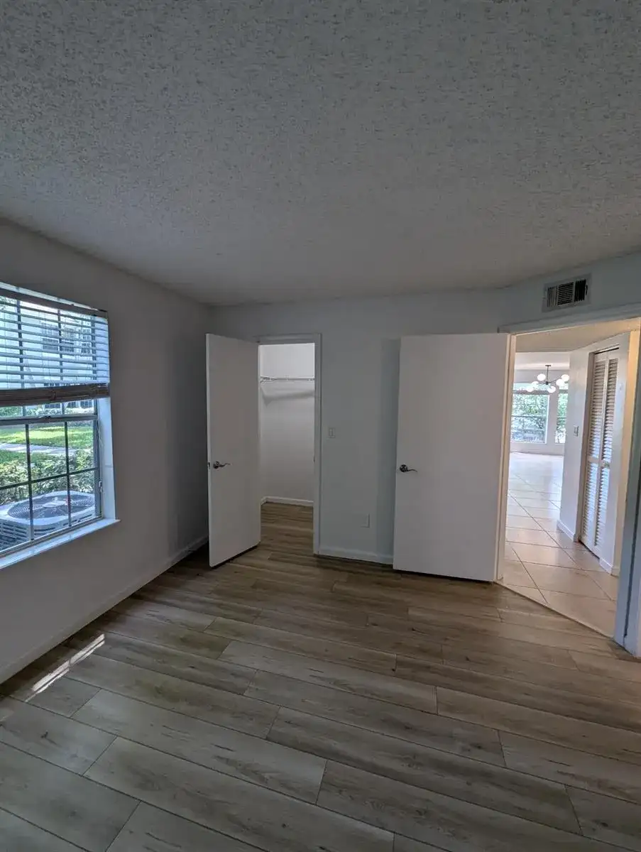 1215 CRYSTAL Way # G, Delray Beach FL 33444 photo 2