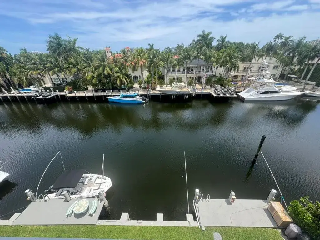 180 Isle Of Venice Drive # 433, Fort Lauderdale FL 33301