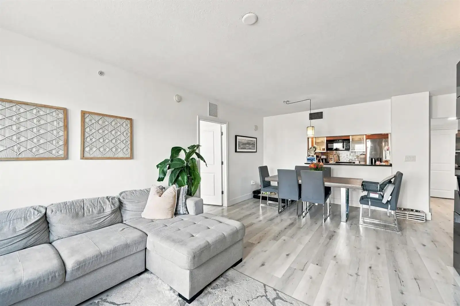 610 W Las Olas Boulevard # 416N, Fort Lauderdale FL 33312 photo 2