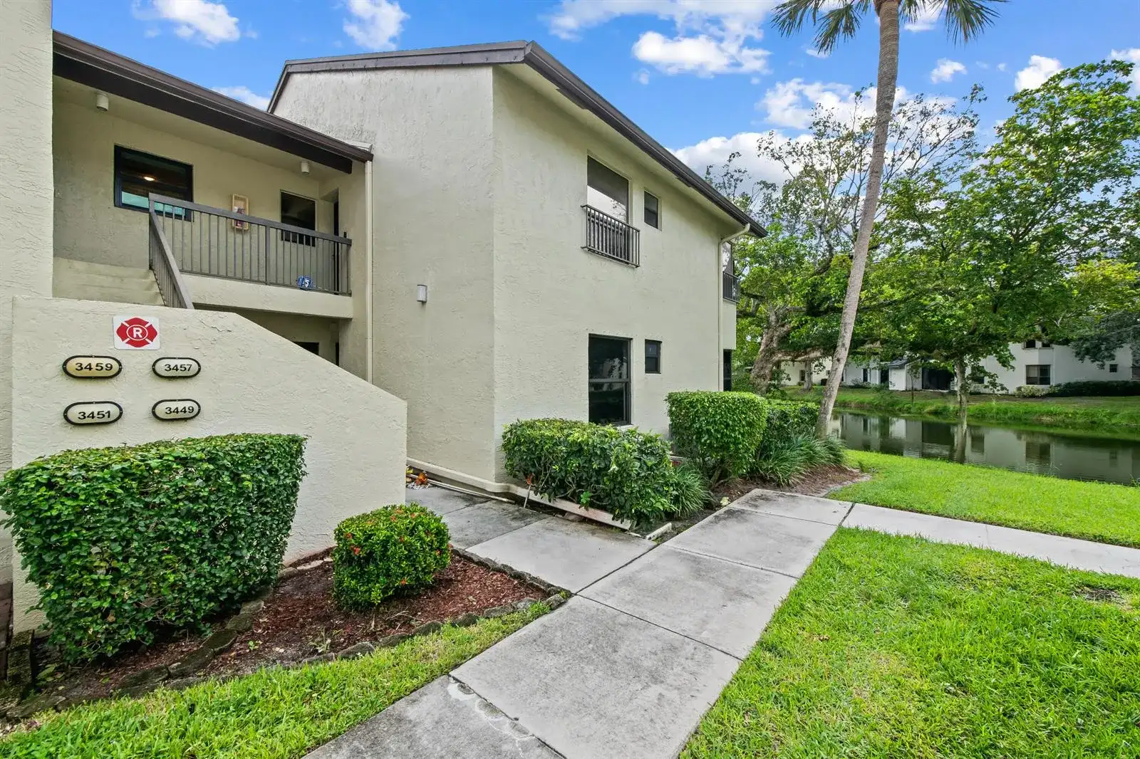 3459 COCOPLUM Circle # 3430, Coconut Creek FL 33063 photo 2