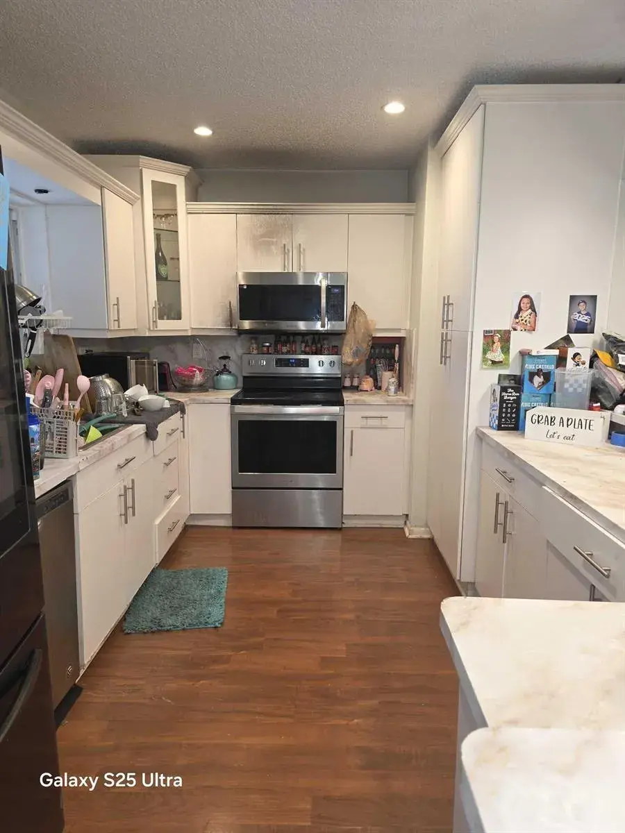 10975 NW 27th Place, Sunrise FL 33322