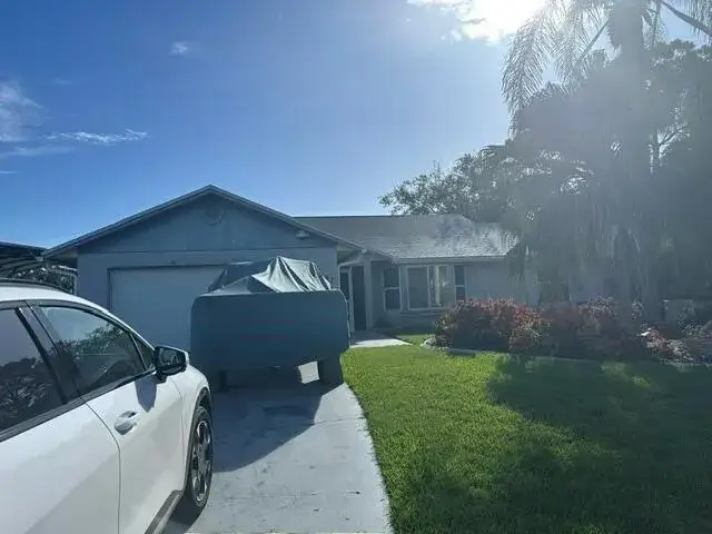 1697 SW Schleicher Lane, Port St. Lucie FL 34984