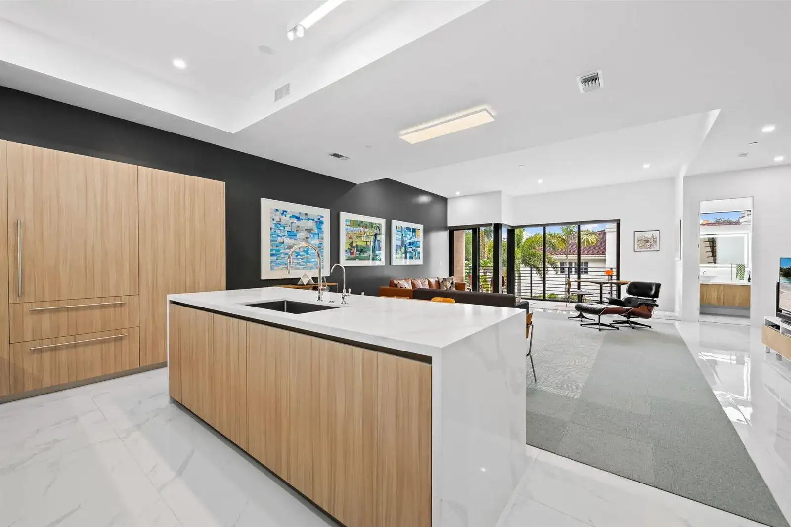 818 NE 2ND Street, Fort Lauderdale FL 33301 photo 4