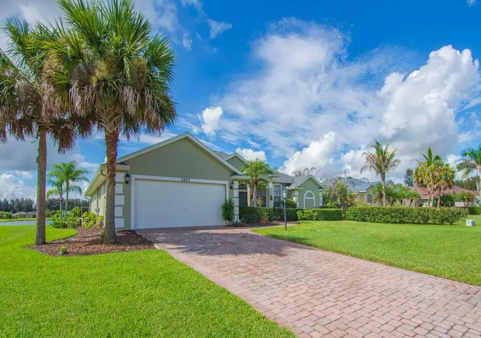 5625 Riverboat Circle SW, Vero Beach FL 32968