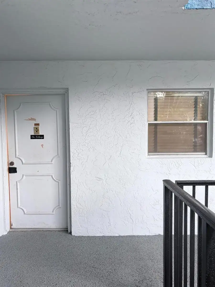 3090 HOLIDAY SPRINGS Boulevard # 105, Margate FL 33063 photo 2