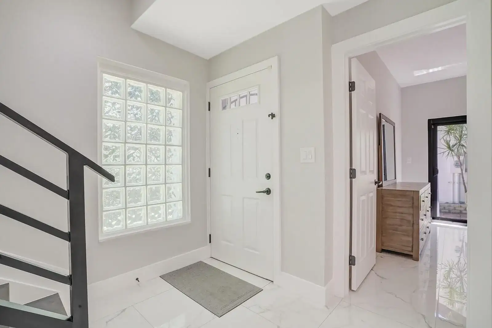 1301 N RIVERSIDE Drive # 19, Pompano Beach FL 33062 photo 5