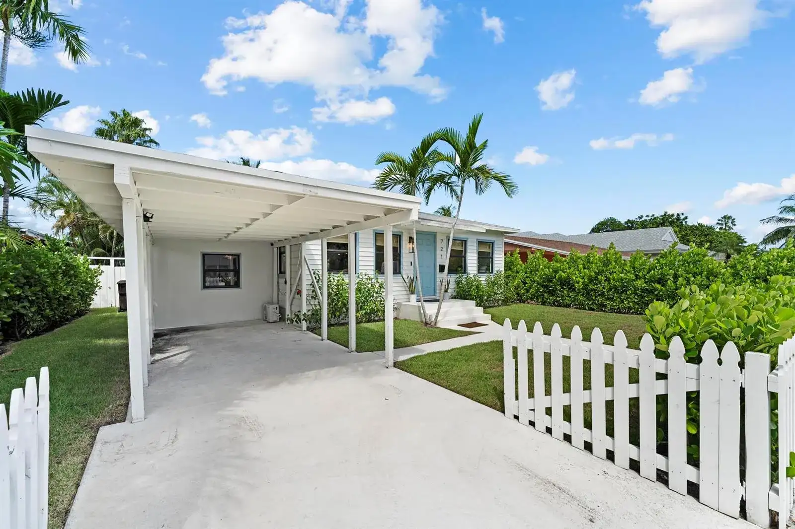 721 Dobbins Street, West Palm Beach FL 33405 photo 5