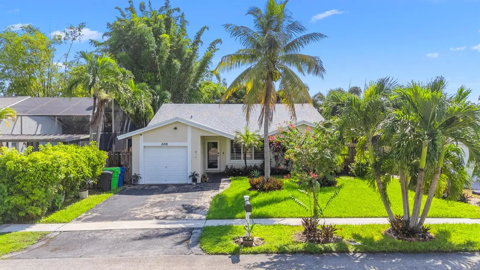 5318 NW 93rd Avenue, Sunrise FL 33351