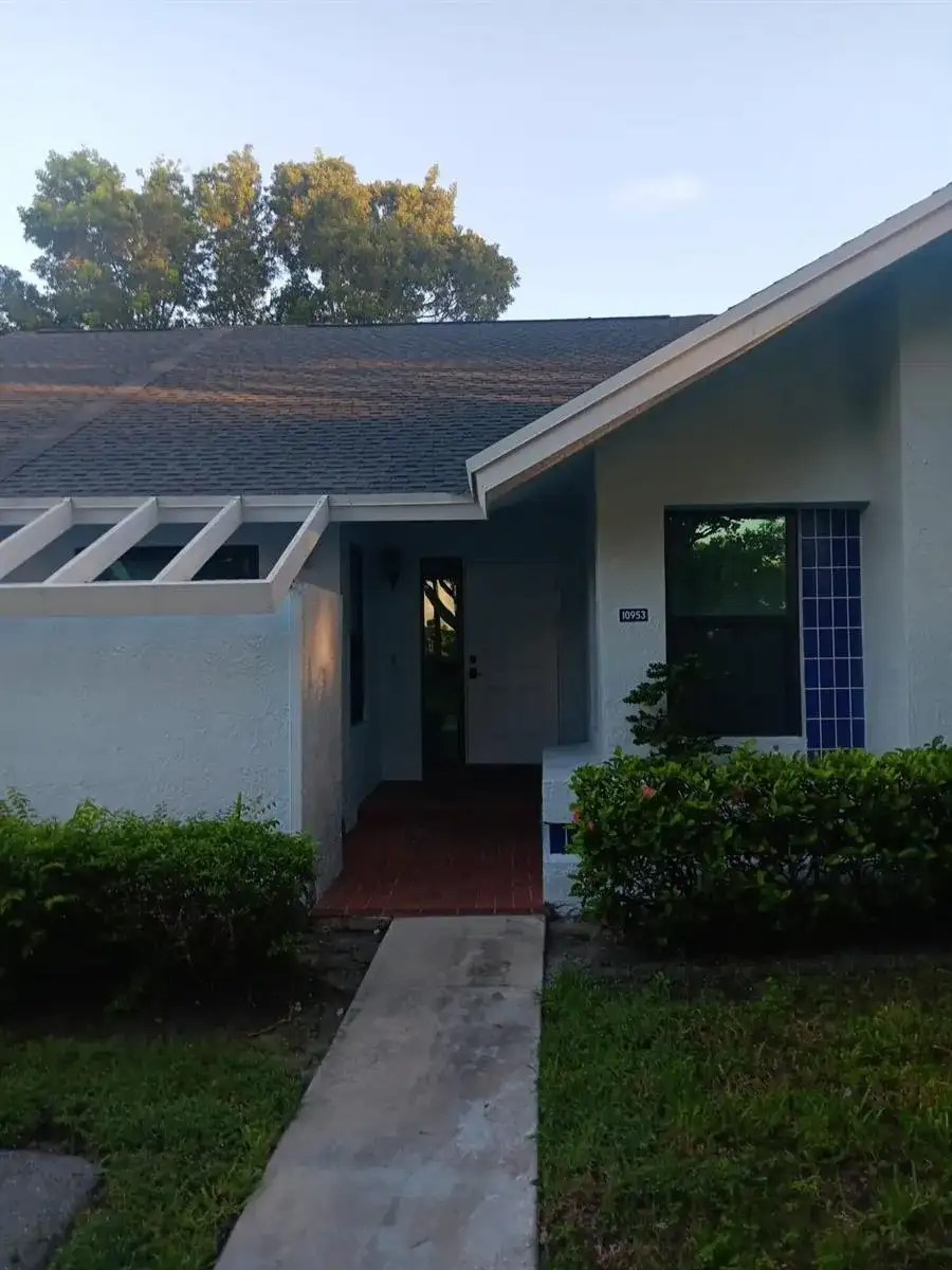 10953 Hidden Lake Place, Boca Raton FL 33498 photo 2