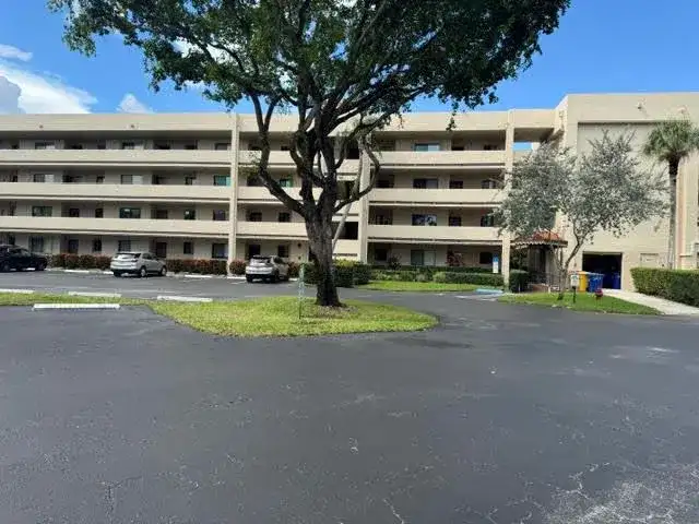 3154 Via Poinciana # 115, Lake Worth FL 33467 photo 4