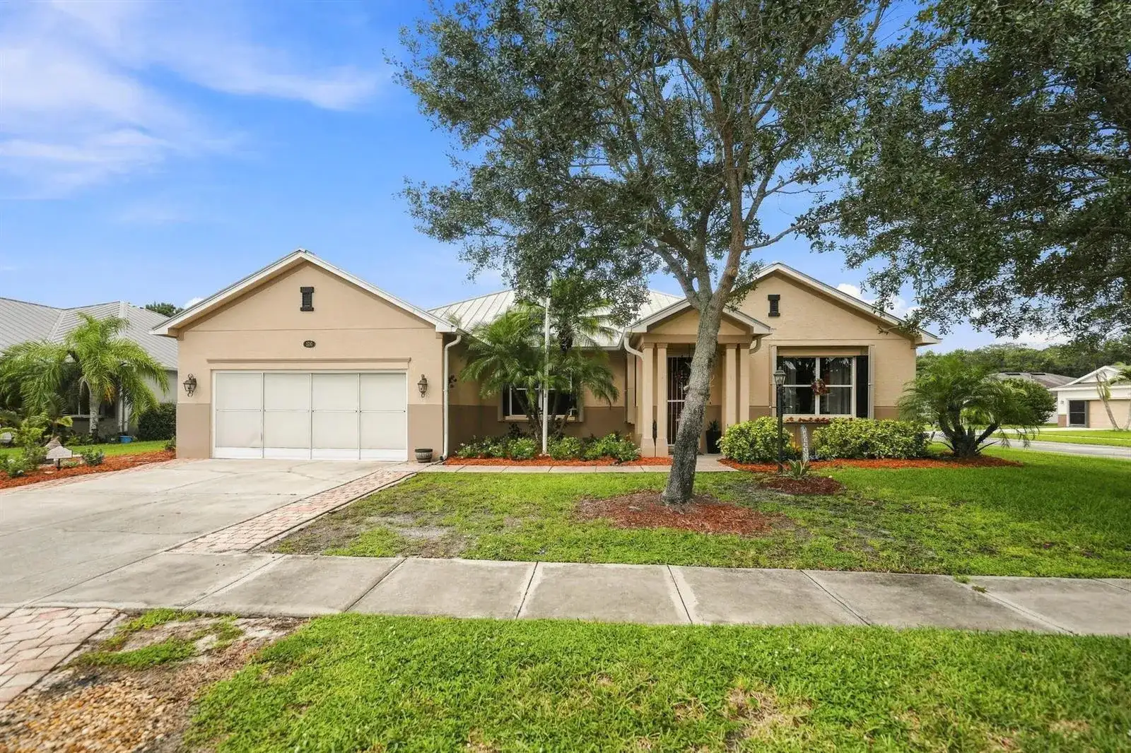 100 Salazar Lane, Sebastian FL 32958 photo 2