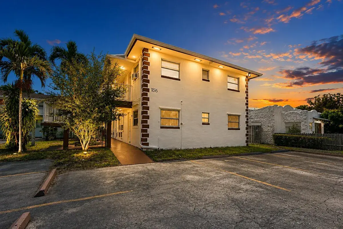 1816 Mckinley Street # 7, Hollywood FL 33020