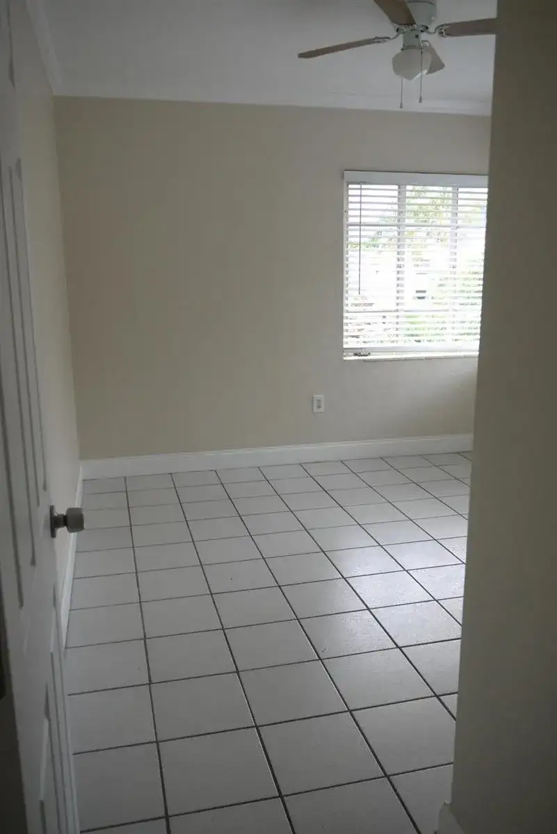 830 80th Street # 5, Miami Beach FL 33141 photo 4
