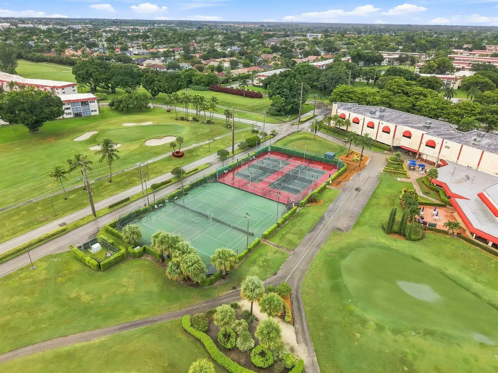 9400 N HOLLYBROOK LAKE Drive # 208, Pembroke Pines FL 33025 photo 5