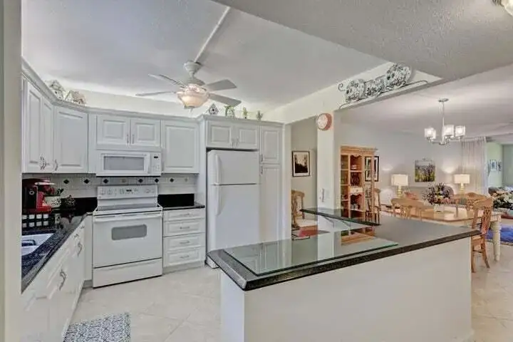 1201 N SUGAR SANDS Boulevard # 3, Singer Island FL 33404 photo 2