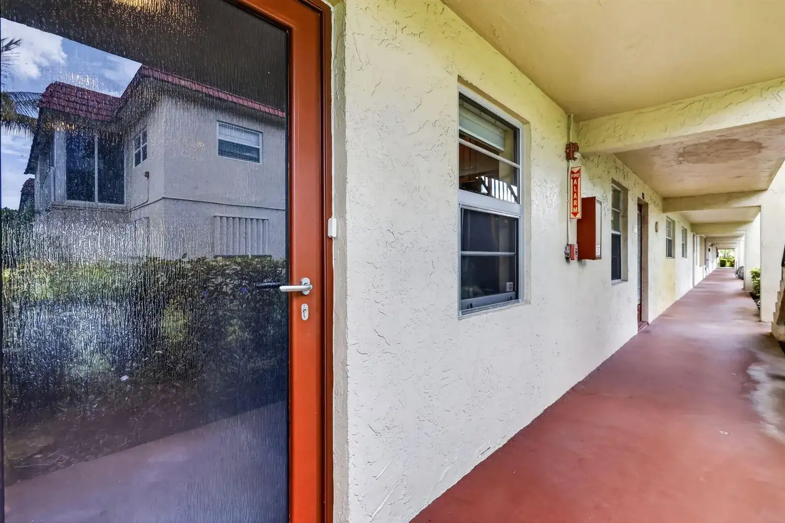 22 ABBEY Lane # 101, Delray Beach FL 33446 photo 2