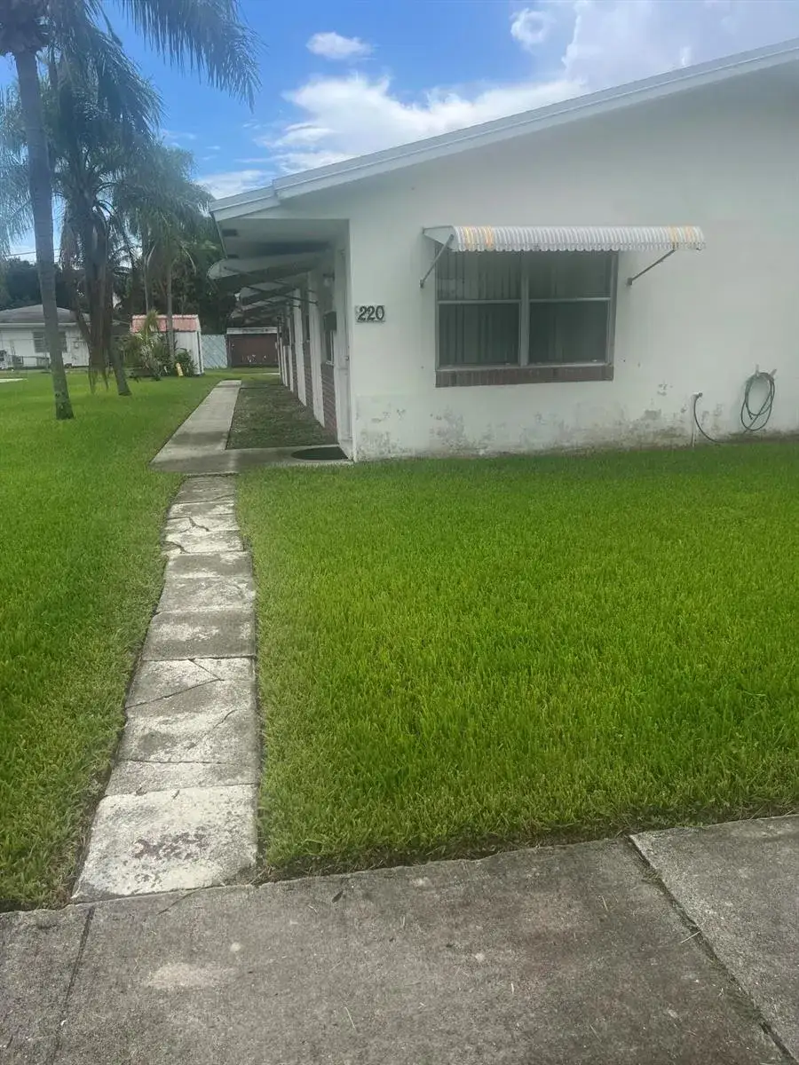 220 NE 1st Street # 2, Dania Beach FL 33004