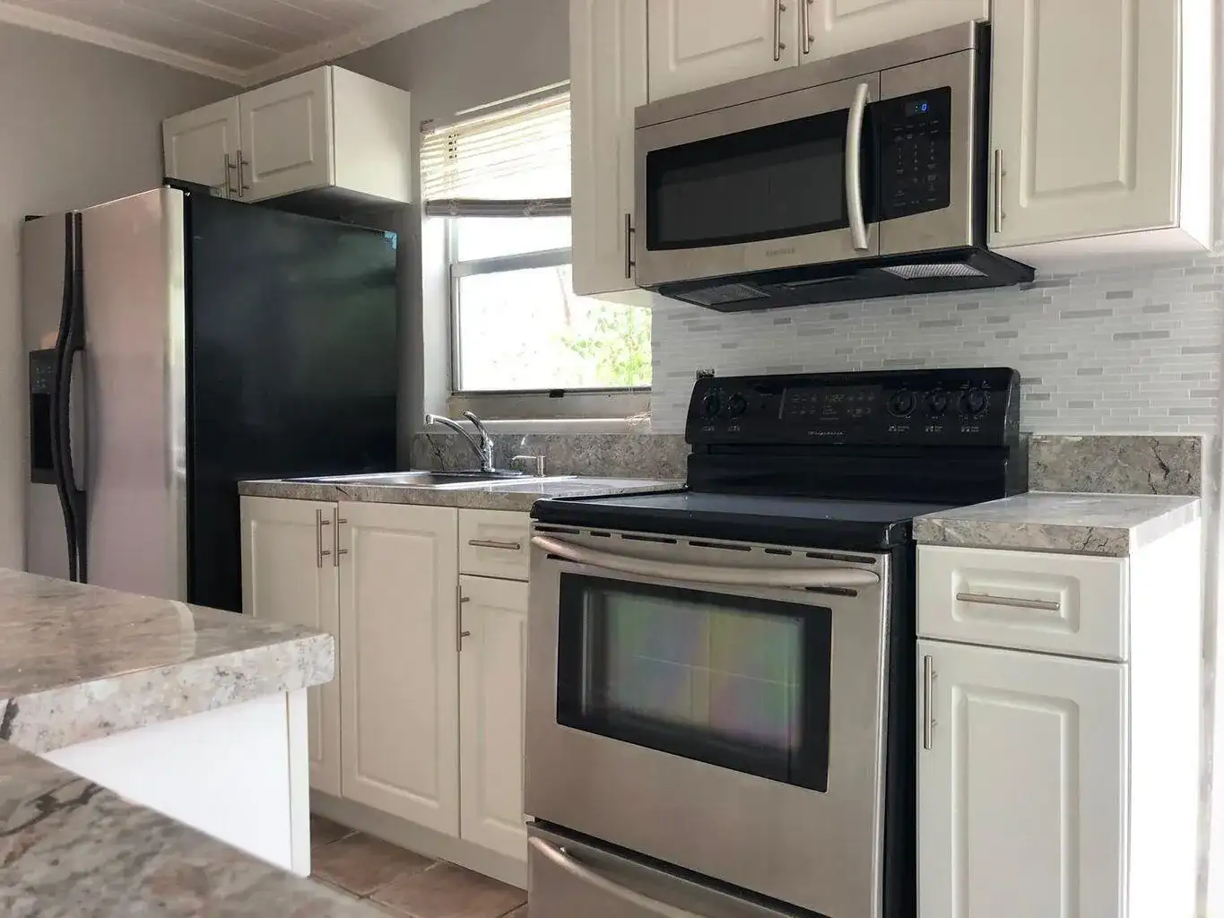 1069 W 30TH Street # 6, Riviera Beach FL 33404 photo 3