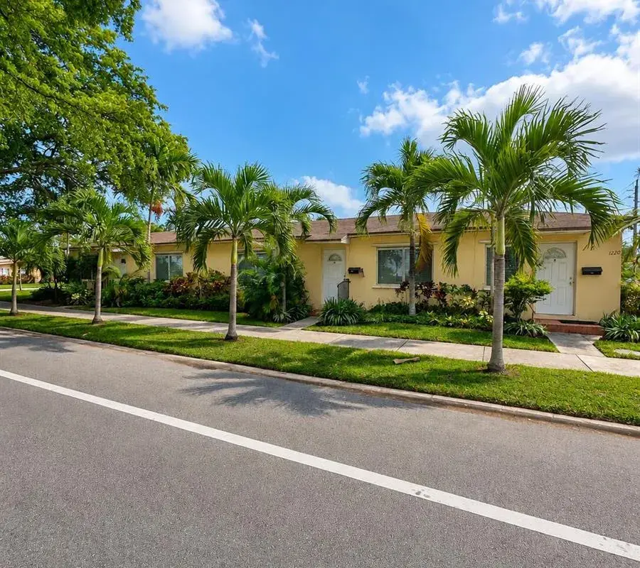 1220 S 20TH Avenue, Hollywood FL 33020