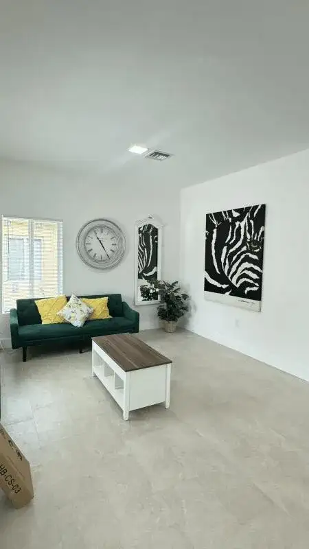 1701 NW 9th Street, Fort Lauderdale FL 33311 photo 3
