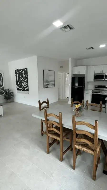 1701 NW 9th Street, Fort Lauderdale FL 33311 photo 5