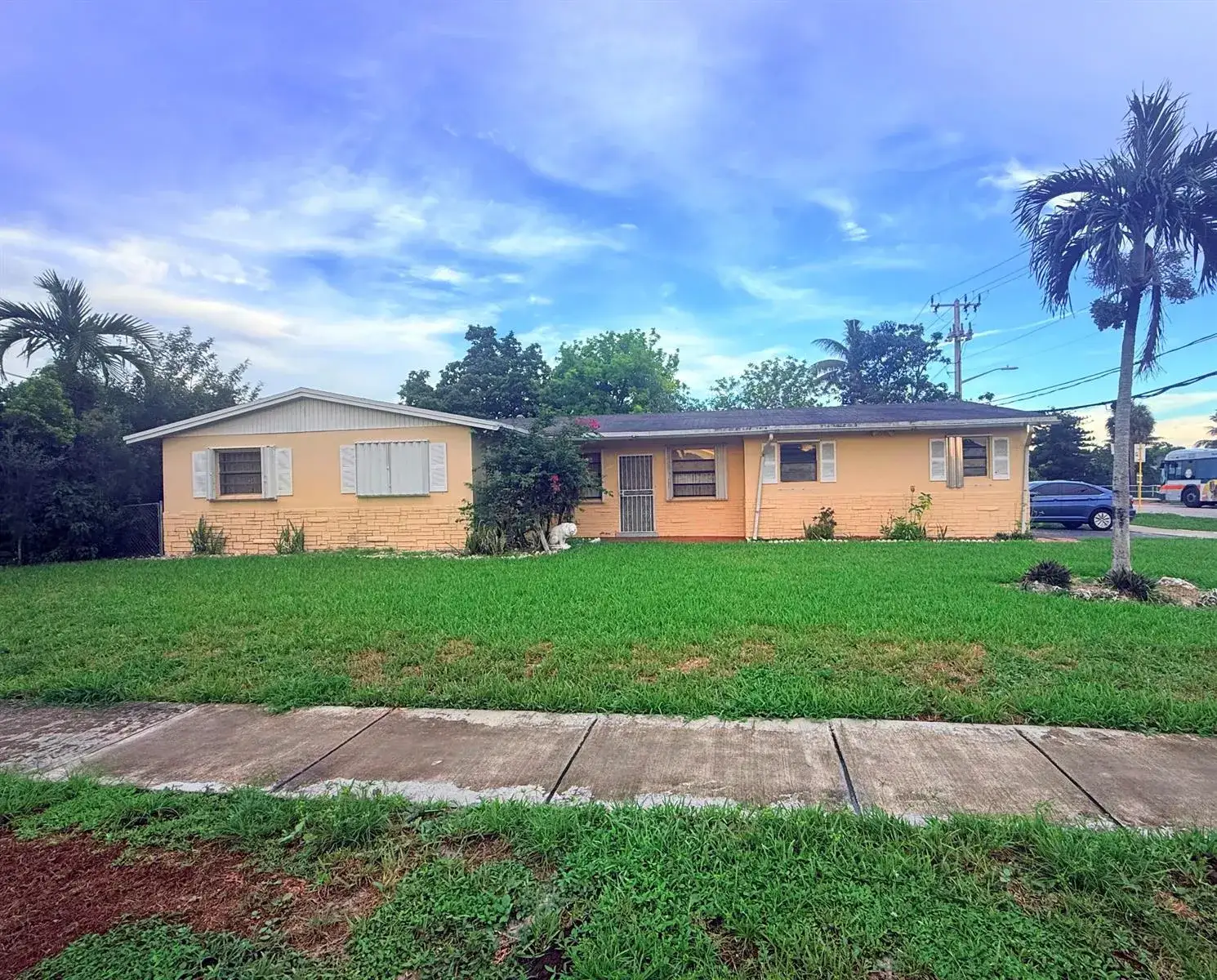 1600 NW 47TH Avenue, Lauderhill FL 33313