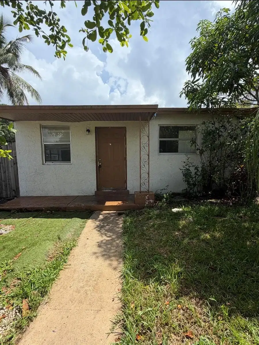 3411 NW 9th Court, Fort Lauderdale FL 33311